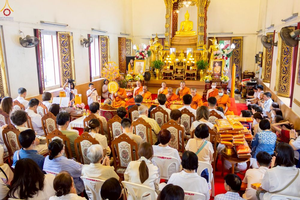 ภาพ No.260438:วันที่ 19 ตุลาคม พ.ศ. 2568 พิธีทอดกฐินสามัคคีทั่วไทย 30,000 วัด โดยคณะศิษยานุศิษย์ บูชาธรรม 81 ปี หลวงพ่อธัมมชโย ณ วัดคณิกาผล ป้อมปราบ กรุงเทพฯ