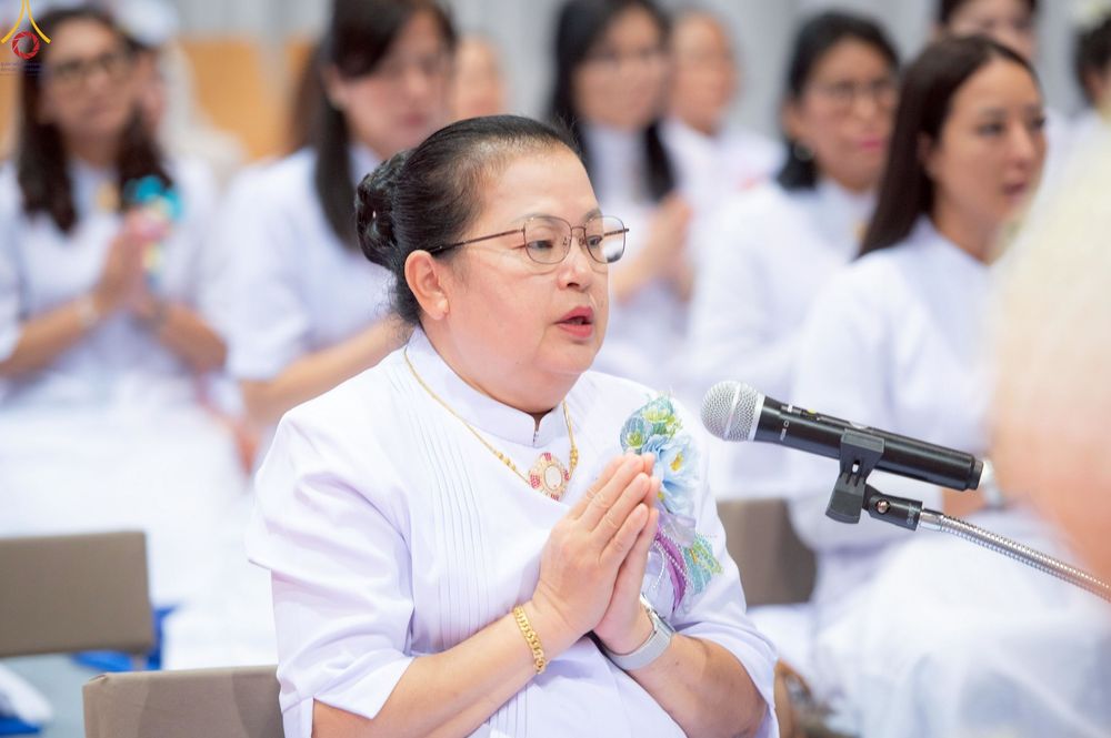 ภาพ No.256014:วันที่ 12 ตุลาคม พ.ศ. 2568 พิธีทอดกฐินวัดพระธรรมกายสวิตเซอร์แลนด์  ณ หอประชุมโรงเรียน Obergoldbach เมือง Bern ประเทศสวิตเซอร์แลนด์