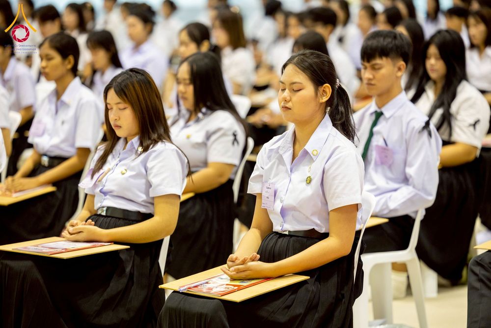 ภาพ No.273270:วันที่ 23 พฤศจิกายน พ.ศ. 2568 การสอบตอบปัญหาธรรมะ ทางก้าวหน้า "ระดับอุดมศึกษา" ณ ห้องแก้วสารพัดนึก 1 สภาธรรมกายสากล วัดพระธรรมกาย จ.ปทุมธานี