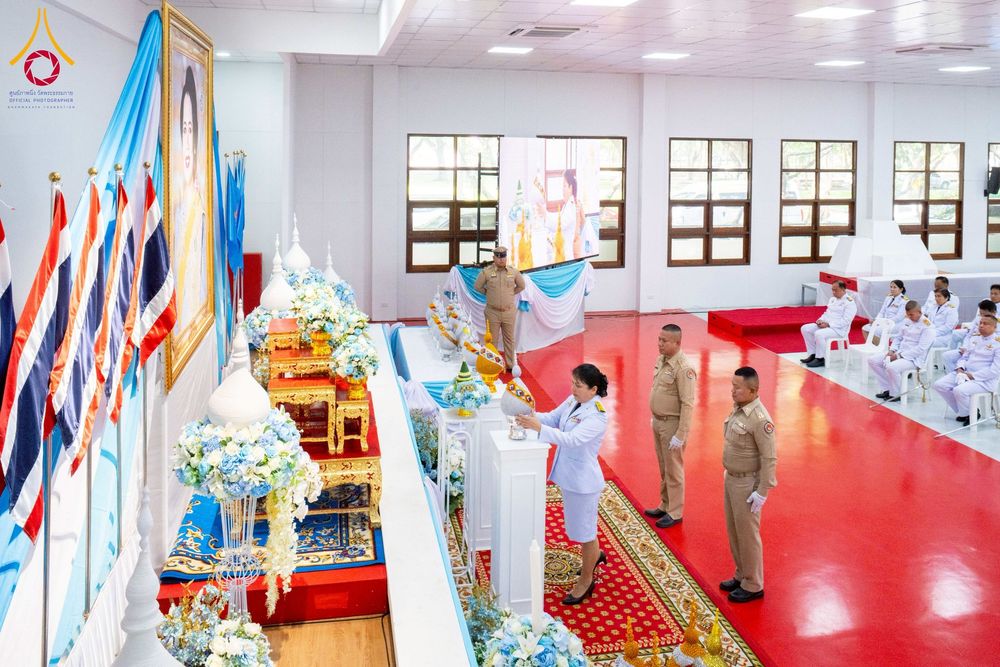 ภาพ No.237703:พิธีถวายเครื่องราชสักการะและวางพานพุ่ม และพิธีจุดเทียนถวายพระพรชัยมงคล เนื่องในโอกาสวันเฉลิมพระชนมพรรษา สมเด็จพระนางเจ้าสิริกิติ์ พระบรมราชินีนาถ พระบรมราชชนนีพันปีหลวง วันอังคารที่ 12 สิงหาคม พ.ศ. 2568  ณ อาคารปลูกศรัทธา 2 วัดพระธรรมกาย