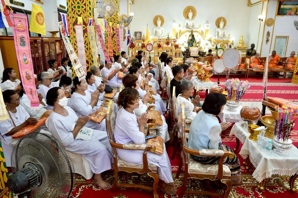 ภาพ No.262010:วันที่ 19 ตุลาคม พ.ศ. 2568 พิธีทอดกฐินสามัคคีทั่วไทย 30,000 วัด โดยคณะศิษยานุศิษย์ บูชาธรรม 81 ปี หลวงพ่อธัมมชโย ณ วัดตะพังทองหลาง ต.เมืองเก่า อ.เมือง จ.สุโขทัย