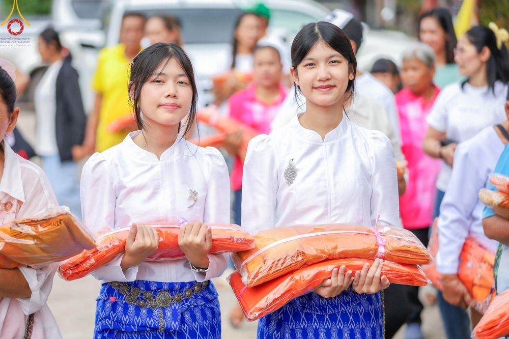 ภาพ No.163192:โครงการกฐินสามัคคีทั่วไทย 30,000 วัด บูชาธรรม 80 ปี หลวงพ่อธัมมชโย โดย คณะศิษยานุศิษย์วัดพระธรรมกาย ณ วัดหนองกาดำบำรุงธรรม จ.พิษณุโลก วันที่ 19 ตุลาคม พ.ศ. 2567
