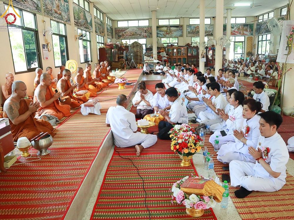 ภาพ No.169045:พิธีทอดกฐิน ณ วัดสว่างโพนตาล จ.อุดรธานี ในโครงการกฐินสามัคคีทั่วไทย 30,000 วัด บูชาธรรม 80 ปี หลวงพ่อธัมมชโย โดยคณะศิษยานุศิษย์วัดพระธรรมกาย วันที่ 24 ตุลาคม พ.ศ. 2567