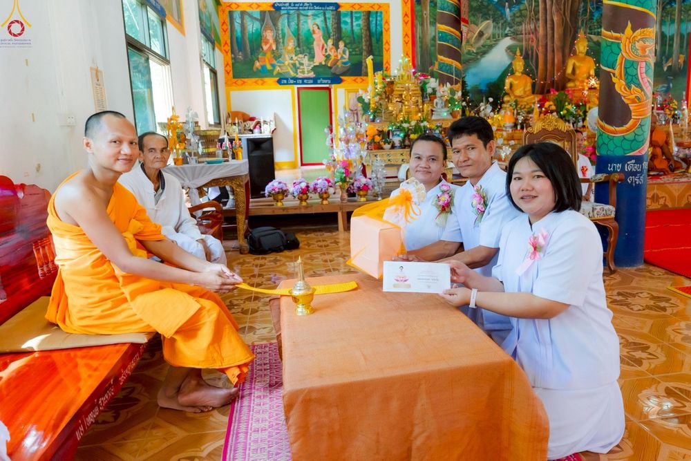 ภาพ No.264250:วันที่ 18 ตุลาคม พ.ศ. 2568 พิธีทอดกฐินสามัคคีทั่วไทย 30,000 วัด โดยคณะศิษยานุศิษย์ บูชาธรรม 81 ปี หลวงพ่อธัมมชโย ณ วัดศรีโพธิ์ชัย บ้านไร่ ต.ไกคำ อ.เมือง จ.อำนาจเจริญ