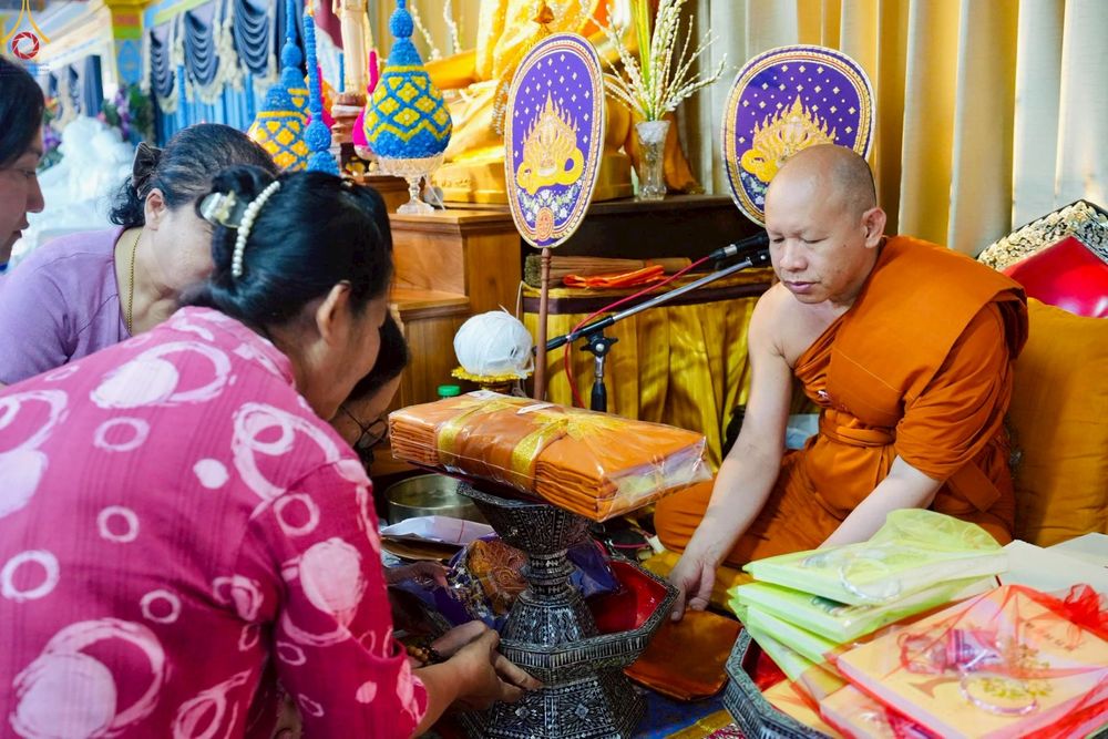 ภาพ No.259447:วันที่ 11 ตุลาคม พ.ศ. 2568 พิธีทอดกฐินสามัคคีทั่วไทย 30,000 วัด โดยคณะศิษยานุศิษย์ บูชาธรรม 81 ปี หลวงพ่อธัมมชโย ณ วัดเวฬุวนาราม(ไผ่เขียว) เขตดอนเมือง กรุงเทพมหานคร