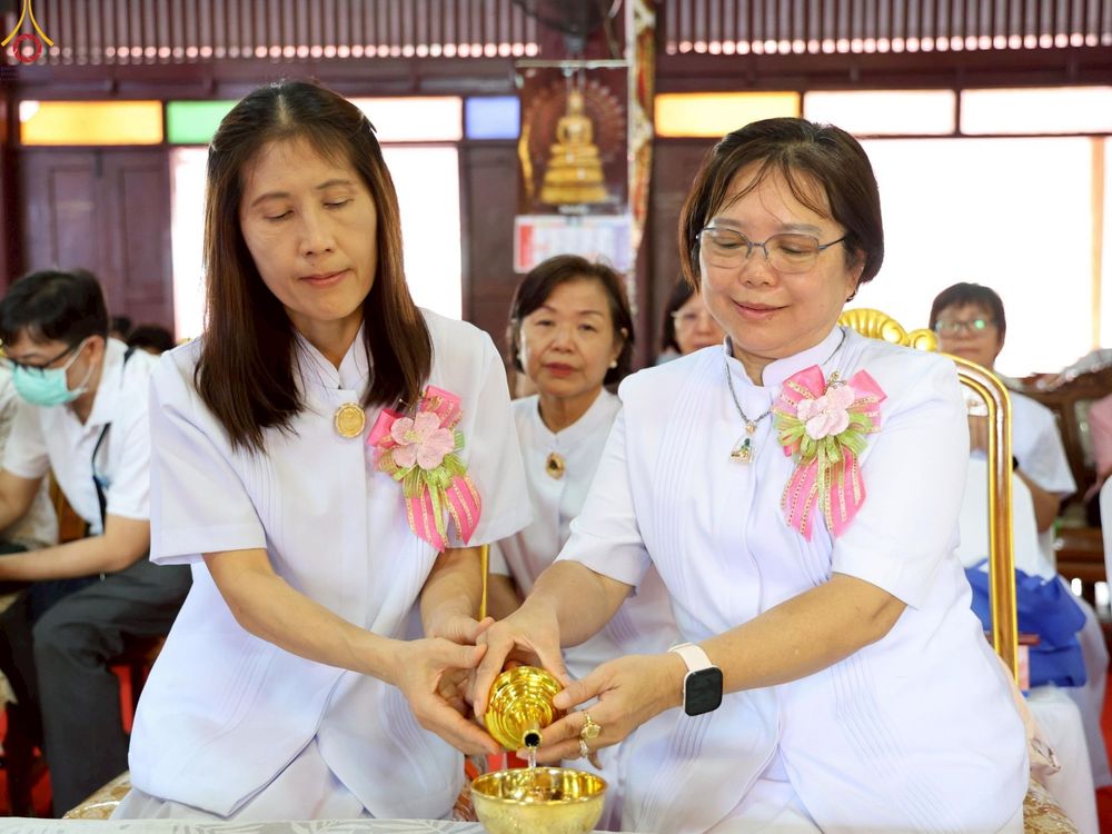 ภาพ No.254558:วันที่ 12 ตุลาคม พ.ศ. 2568 พิธีทอดกฐินสามัคคีทั่วไทย 30,000 วัด โดยคณะศิษยานุศิษย์ บูชาธรรม 81 ปี หลวงพ่อธัมมชโย ณ วัดนาคูโมทนามัยปุญญาราม ตำบลบางพระ อำเภอเมืองฉะเชิงเทรา จังหวัดฉะเชิงเทรา