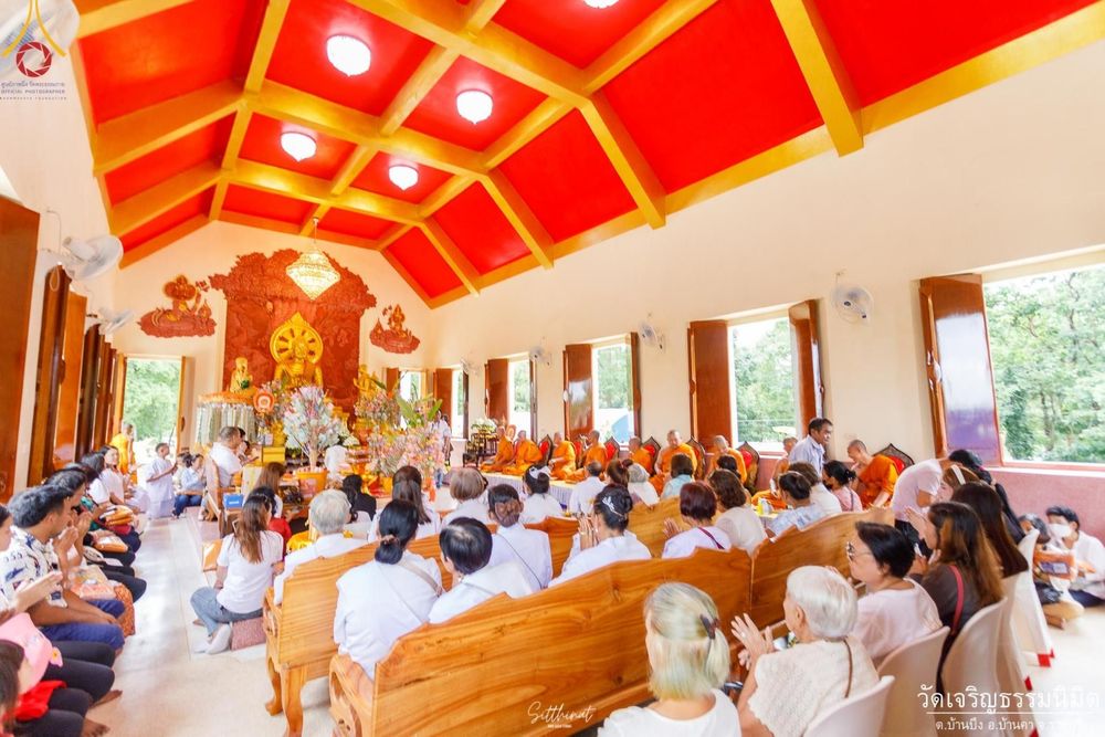 ภาพ No.166219:พิธีทอดกฐิน ณ วัดเจริญธรรมนิมิตร จ.ราชบุรี ในโครงการกฐินสามัคคีทั่วไทย 30,000 วัด บูชาธรรม 80 ปี หลวงพ่อธัมมชโย โดยคณะศิษยานุศิษย์วัดพระธรรมกาย วันที่ 20 ตุลาคม พ.ศ. 2567