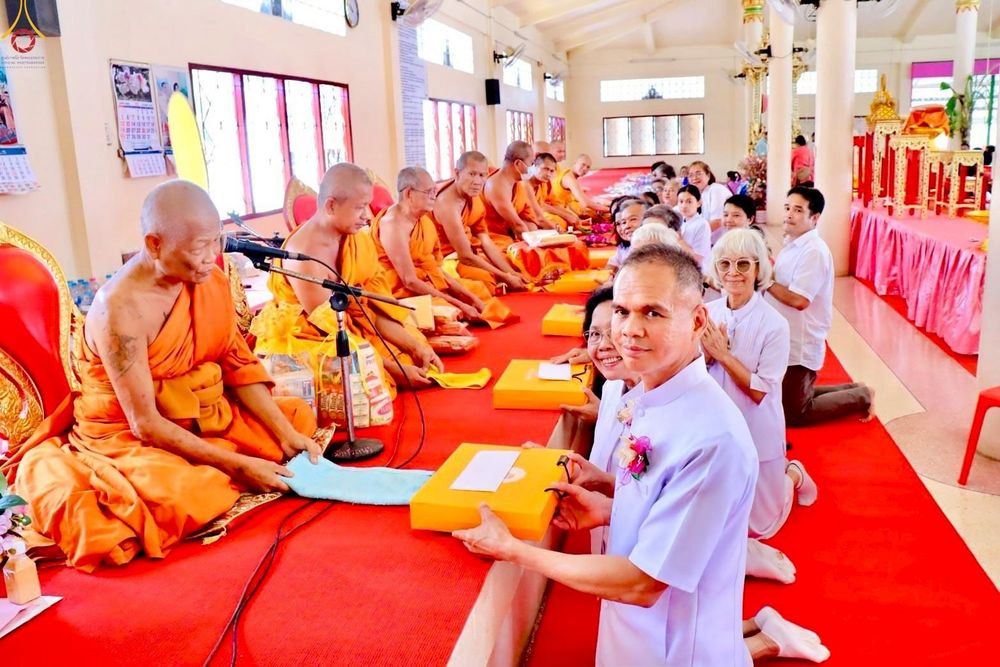 ภาพ No.263663:วันที่ 23 ตุลาคม พ.ศ. 2568 พิธีทอดกฐินสามัคคีทั่วไทย 30,000 วัด โดยคณะศิษยานุศิษย์ บูชาธรรม 81 ปี หลวงพ่อธัมมชโย ณ วัดหัวถนน จ.นครปฐม