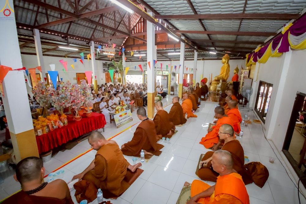 ภาพ No.255348:วันที่ 13 ตุลาคม พ.ศ. 2568 พิธีทอดกฐินสามัคคีทั่วไทย 30,000 วัด โดยคณะศิษยานุศิษย์ บูชาธรรม 81 ปี หลวงพ่อธัมมชโย ณ วัดมิ่งฟ้าคุณจักร ต.หนองกระท้าว อ.นครไทย จ.พิษณุโลก