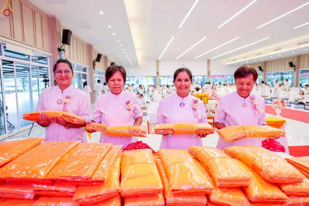 ภาพ No.268542:วันพฤหัสบดีที่ 23 ตุลาคม พ.ศ. 2568 พิธีทอดกฐินเพื่อสร้างสุขพิมาน ณ ศูนย์ปฏิบัติธรรมภาคใต้ บางกล่ำ สงขลา