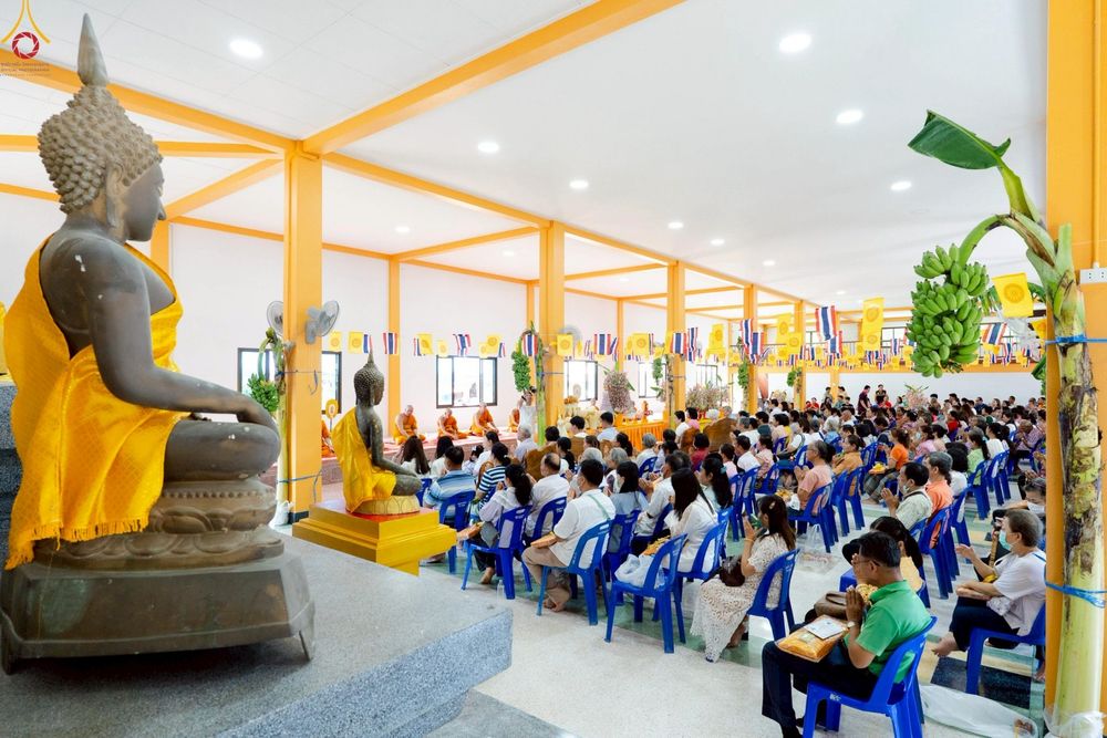 ภาพ No.250764:วันพุธที่ 8 ตุลาคม พ.ศ. 2568 พิธีทอดกฐินสามัคคีทั่วไทย 30,000 วัด โดยคณะศิษยานุศิษย์ บูชาธรรม 81 ปี หลวงพ่อธัมมชโย ณ วัดหนองโพธิ์ อ.กำแพงแสน จ.นครปฐม