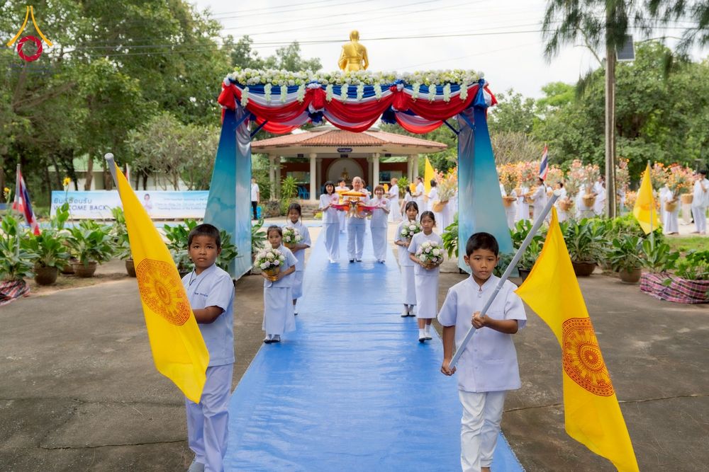 ภาพ No.251441:วันเสาร์ที่ 11 ตุลาคม พ.ศ. 2568 พิธีทอดกฐินสามัคคีประจำปี พ.ศ. 2568 สร้างทุกสิ่ง เพื่อการสร้างคนให้เป็นคนดี ณ ศูนย์อบรมเยาวชนปักธงชัย นครราชสีมา