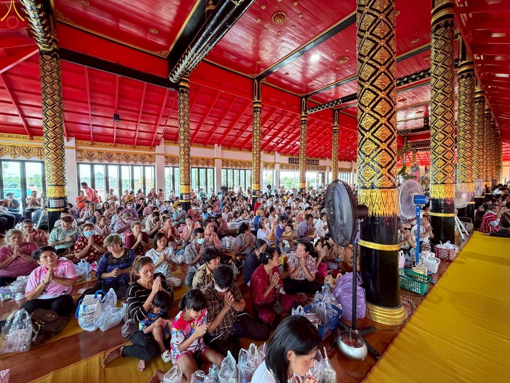 ภาพ No.250161:วันพุธที่ 8 ตุลาคม พ.ศ. 2568 พิธีทอดกฐินสามัคคีทั่วไทย 30,000 วัด โดยคณะศิษยานุศิษย์ บูชาธรรม 81 ปี หลวงพ่อธัมมชโย ณ วัดดอนไก่ดี อ.กระทุ่มแบน จ.สมุทรสาคร