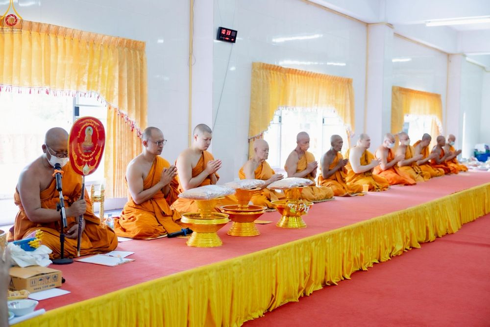 ภาพ No.253890:วันที่ 12 ตุลาคม พ.ศ. 2568 พิธีทอดกฐินสามัคคีทั่วไทย 30,000 วัด โดยคณะศิษยานุศิษย์ บูชาธรรม 81 ปี หลวงพ่อธัมมชโย ณ วัดทำเลทอง อ.ลำลูกกา จ.ปทุมธานี