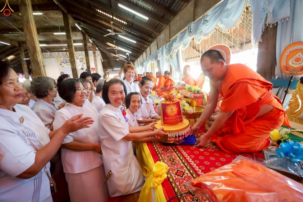 ภาพ No.271569:วันที่ 29 ตุลาคม พ.ศ. 2568 พิธีทอดกฐินสามัคคีทั่วไทย ณ วัดกำแพงงาม ต.บ้านกล้วย อ.เมือง จ.สุโขทัย โดยคณะศิษยานุศิษย์ บูชาธรรม 81 ปี หลวงพ่อธัมมชโย