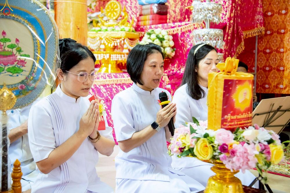 ภาพ No.269372:วันที่ 25 ตุลาคม พ.ศ. 2568 พิธีทอดกฐินสามัคคีทั่วไทย ณ วัดอัมพุมัญยาราม (ห้วยใหญ่)  อ.สระโบสถ์ จ.ลพบุรี โดยคณะศิษยานุศิษย์ บูชาธรรม 81 ปี หลวงพ่อธัมมชโย