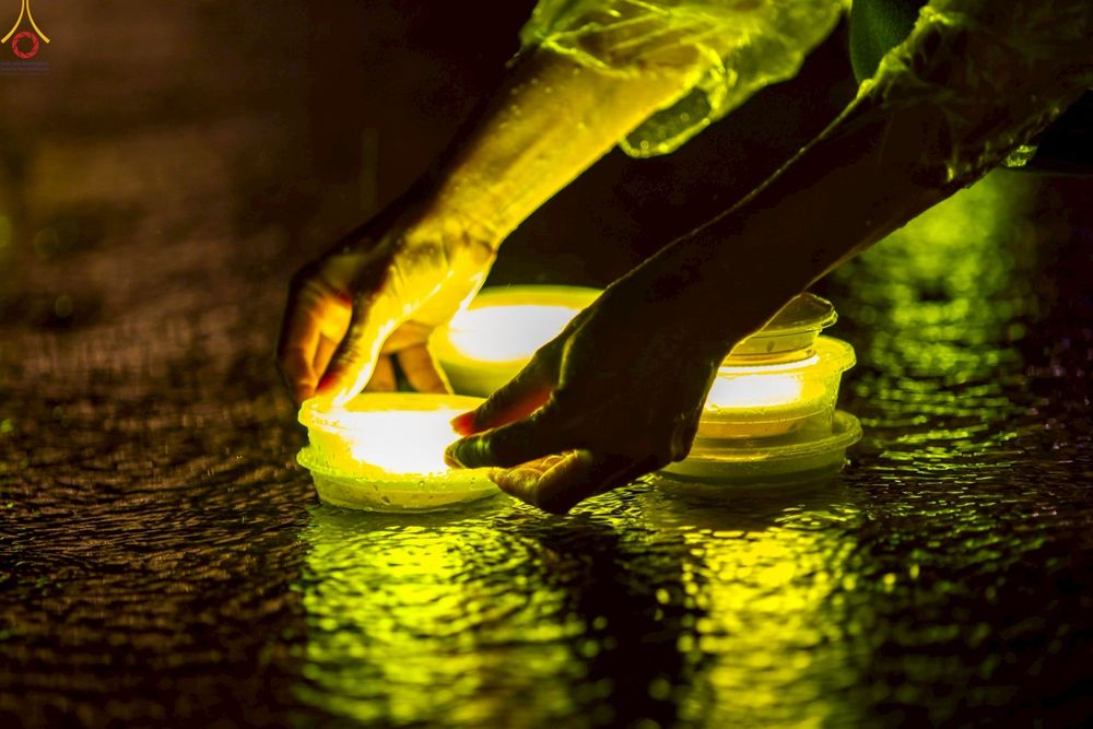 ภาพ No.244182:วันที่ 7 กันยายน พ.ศ. 2568 พิธีจุดประทีป วันครูผู้ค้นพบวิชชาธรรมกาย ณ ลานธรรมฯ และวิหารคด วัดพระธรรมกาย