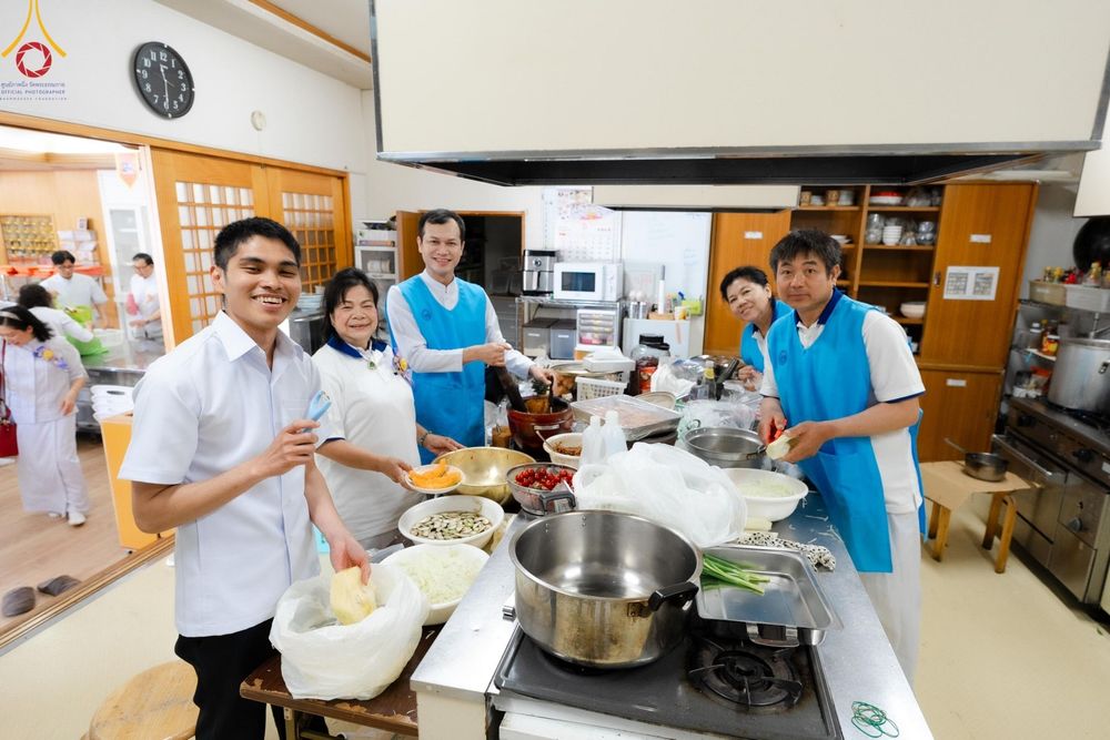 ภาพ No.140569:พิธีทอดผ้าป่าฉลองชัย 20 ปี วัดพระธรรมกายคานากาว่า วันเสาร์ที่ 8 มิถุนายน พ.ศ. 2567