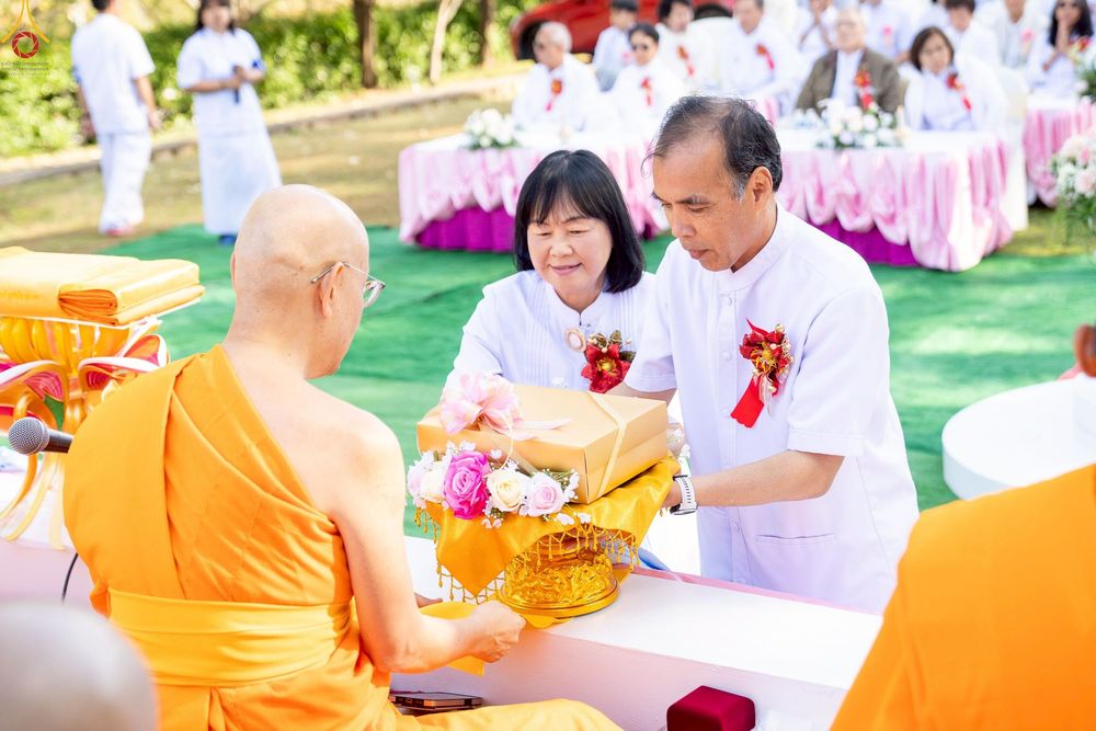 ภาพ No.272764:วันอาทิตย์ที่ 19 ตุลาคม พ.ศ. 2568 พิธีทอดกฐินสามัคคี  ณ วัดพระธรรมกายดีซี สหรัฐอเมริกา 
