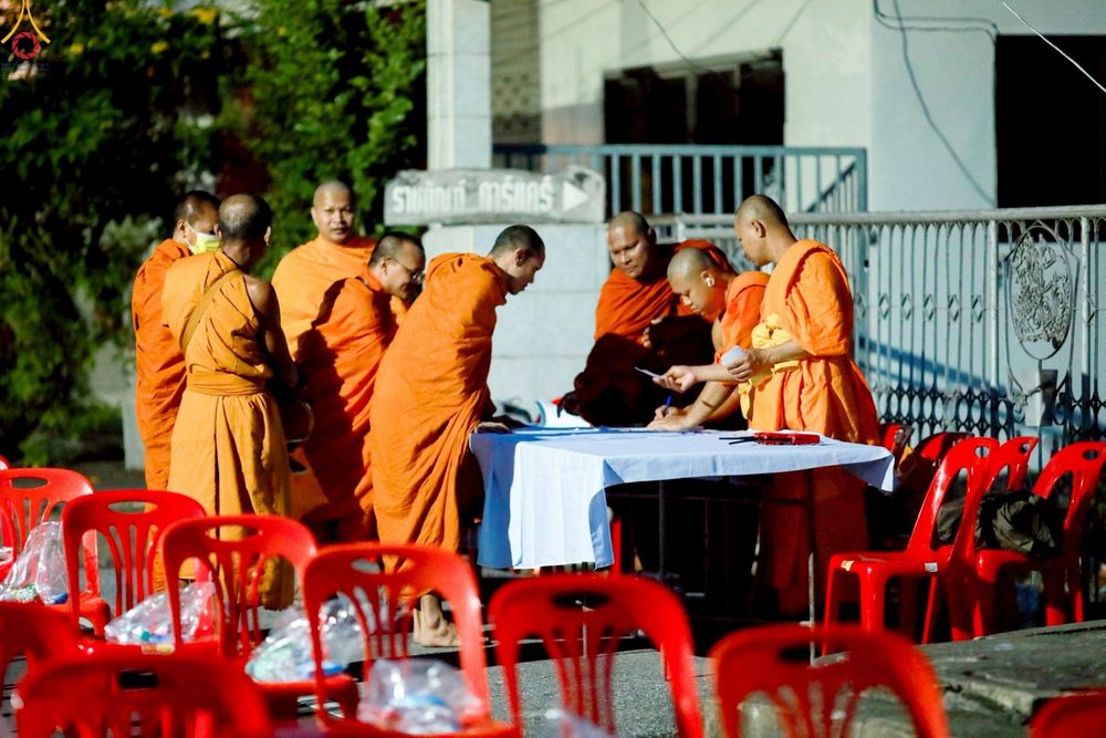 ภาพ No.236814:วันที่ 26-27 กรกฎาคม พ.ศ. 2568 ภาพการเตรียมงาน - เก็บงาน มหาสังฆทานครั้งยิ่งใหญ่ ตักบาตรพระ 1,000 รูป ทำบุญเมืองพัทลุง