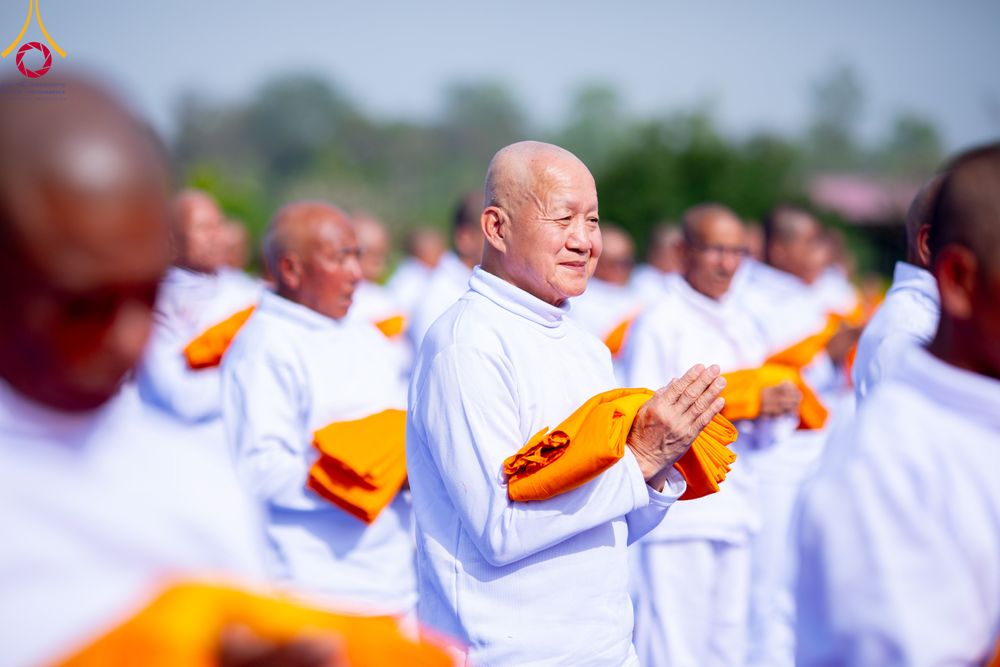 ภาพ No.314123:วันจันทร์ที่ 16 มีนาคม พ.ศ. 2569 พิธีเวียนเทียนประทักษิณ และพิธีบรรพชาสามเณร 500 รูป ณ วิหารมายาเทวี ประเทศเนปาล