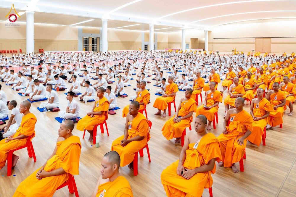 ภาพ No.350491:วันที่ 19-20 กันยายน พ.ศ. 2569 โครงการบรรพชาพัฒนาคุณธรรม จริยธรรม สำหรับนักเรียนนายสิบตำรวจ (นสต.) รุ่นที่ 16 ศูนย์ฝึกอบรมตำรวจภูธรภาค 1 ณ สภาธรรมกายสากล ห้องแก้วสารพัดนึก 2