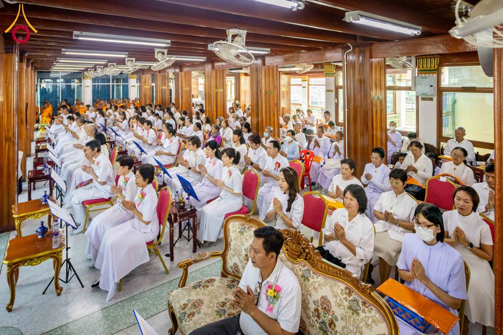 ภาพ No.304488:วันที่ 27 มกราคม พ.ศ. 2569 พิธีทอดผ้าป่าทำนุบำรุงศาสนสถาน ณ วัดปรางค์หลวง ต.บางม่วง อ.บางใหญ่ จ.นนทบุรี ในโครงการธรรมยาตรา กตัญญูบูชา มหาปูชนียาจารย์ พระมงคลเทพมุนี(สด จนฺทสโร) พระผู้ปราบมาร อนุสรณ์สถาน 7 แห่ง ปีที่ 14