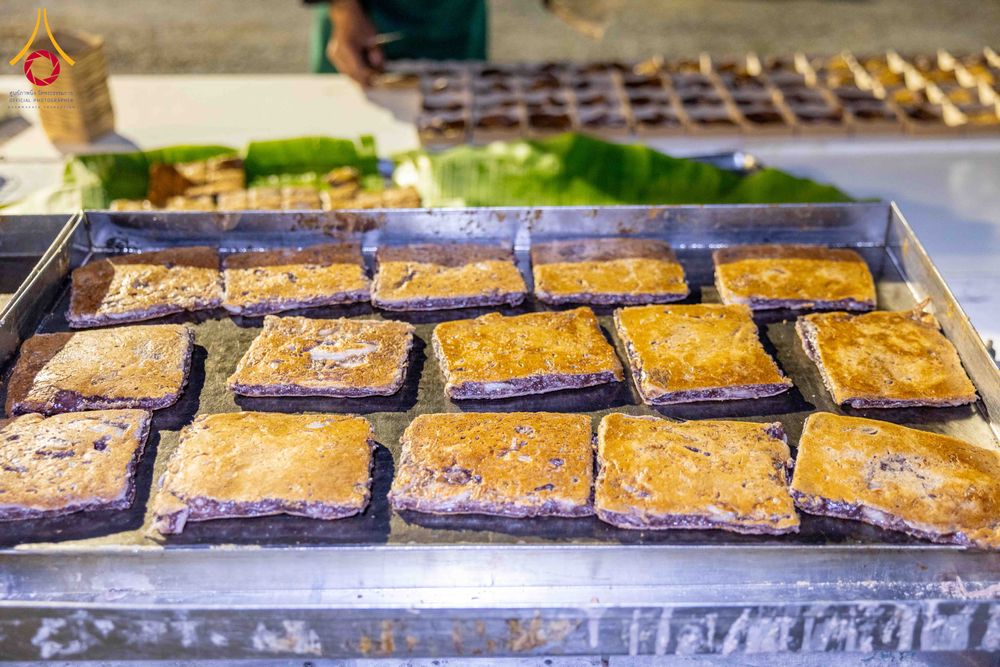 ภาพ No.300938:วันที่ 23 มกราคม พ.ศ. 2569 พิธีถวายภัตตาหารเป็นสังฆทาน แด่พระธรรมยาตรา ณ อนุสรณ์สถานบางปลา วัดบางปลา อำเภอบางเลน จังหวัดนครปฐม ในโครงการธรรมยาตรา กตัญญูบูชา มหาปูชนียาจารย์ พระมงคลเทพมุนี(สด จนฺทสโร) พระผู้ปราบมาร อนุสรณ์สถาน 7 แห่ง ปีที่ 14