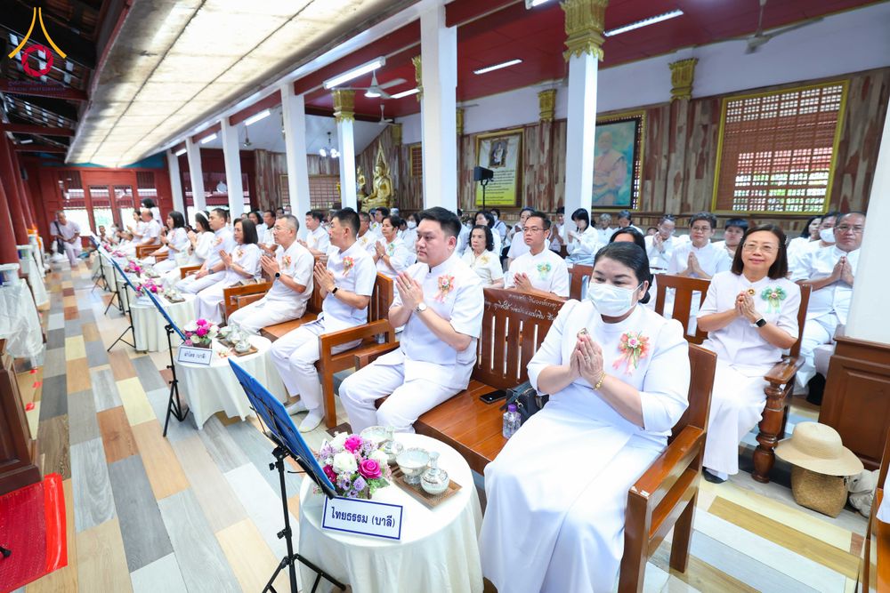 ภาพ No.303335:วันที่ 23 มกราคม พ.ศ. 2569 พิธีเจริญพุทธมนต์ปฏิบัติธรรม มอบทุนการศึกษา  ถวายสังฆทาน 109 วัด เพื่อถวายเป็นพุทธบูชา เพื่อขับเคลื่อนโครงการหมู่บ้านรักษาศีล 5 โดยคณะสงฆ์จังหวัดนครปฐม คณะศิษยานุศิษย์วัดพระธรรมกาย โครงการธรรมยาตรา ปีที่ 14 ณ วัดบางปลา อำเภอบาง