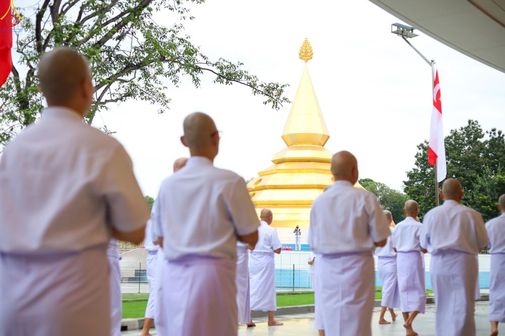 ภาพ No.338686:วันที่ 11 กรกฎาคม พศ.2569 พิธีบรรพชาอุปสมบท โครงการอุปสมบทหมู่ธรรมทายาทนานาชาติ  IDOP รุ่นที่ 21 (ภาษาจีน)  จากประเทศจีน มาเลเซีย สิงคโปร์ และไต้หวัน , โครงการบรรพชาสามเณรโรงเรียนนานาชาติ รุ่นที่ 15