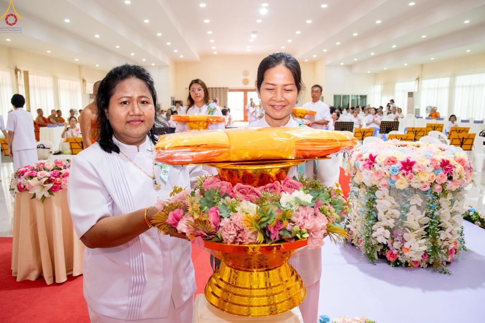 ภาพ No.336128:วันที่ 20 มิถุนายน พ.ศ.2569 พิธีทอดผ้าป่า ส่งเสริมงานพระพุทธศาสนา , พิธีเจริญพระพุทธมนต์เนื่องในวาระครบรอบ 14 ปี ธรรมอุทยานบ้านแป้ง อ.พรหมบุรี จ.สิงห์บุรี