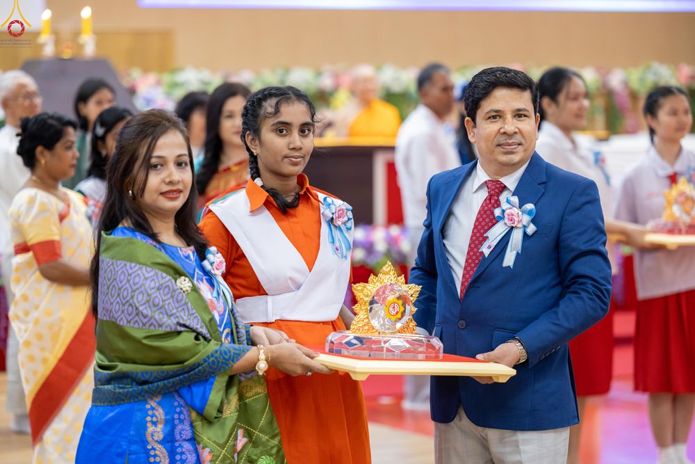 ภาพ No.311841:วันอังคารที่ 3 มีนาคม พ.ศ.2569 พิธีมอบโล่วัชรเกียรติยศ โครงการตอบปัญหาธรรมะทางก้าวหน้า ครั่งที่ 43, พิธีมอบโล่วัชรเกียรติยศ โครงการสอบตอบปัญหาศีลธรรม เพื่อสันติภาพโลก (World-Pec) ครั้งที่ 19 ณ สภาธรรมกายสากล วัดพระธรรมกาย