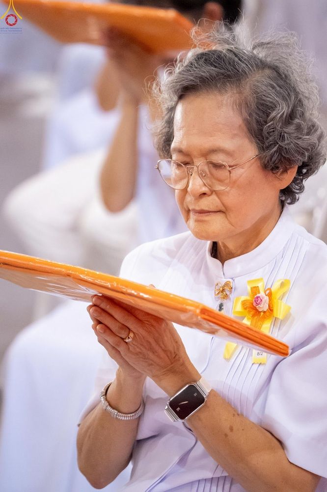 ภาพ No.345588:วันพฤหัสบดีที่ 27 สิงหาคม พ.ศ.2569 พิธีทอดผ้าป่าเพื่อถวายอุปกรณ์สื่อโสตทัศน์ อาคาร 82 ปี หลวงพ่อธัมมชโย พิธีทอดผ้าป่าสมทบกฐินวัดพระธรรมกาย และสมทบกฐิน 30,000 กว่าวัดทั่วไทย ครั้งที่ 1 ประจำปี พุทธศักราช 2569 ณ วัดพระธรรมกาย ปทุมธานี