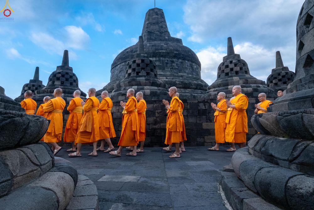 ภาพ No.331238:วันที่ 29 พฤษภาคม พ.ศ.2569 MBMI Tangerang (Majelis Agama Buddha Mahanikaya)  ได้มีการเตรียมงานเพื่อจัดงานวิสาขบูชานานาชาติ (ภาพชุดที่ 2)