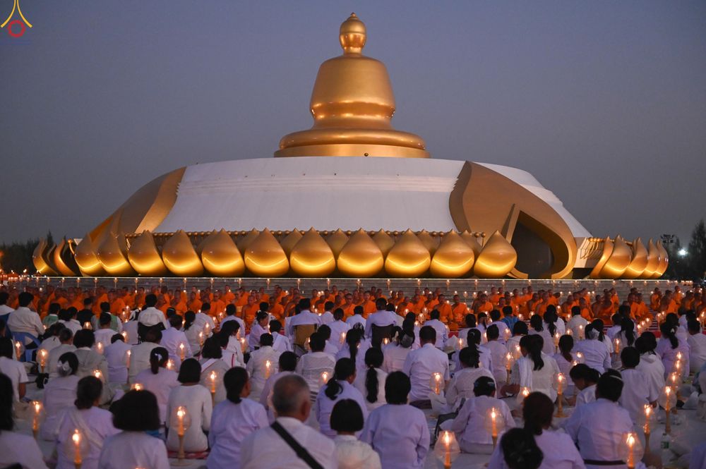 ภาพ No.302229:วันที่ 23 มกราคม พ.ศ. 2569 พิธีจุดประทีปธรรมถวายเป็นพุทธบูชา (ภาพชุดที่ 2) และบูชาธรรมมหาปูชนียาจารย์  ณ อนุสรณ์สถานลำดับที่ 5 สถานที่เผยแผ่วิชชาธรรมกายครั้งแรก อนุสรณ์สถานบางปลา วัดบางปลา อำเภอบางเลน จังหวัดนครปฐม ในโครงการธรรมยาตรา กตัญญูบูชา มหาปูชนีย