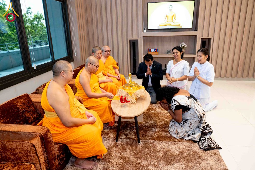 ภาพ No.340111:วันที่ 21 กรกฎาคม พ.ศ. 2569 เอกอัครราชทูตศรีลังกาประจำประเทศไทย เยี่ยมชมวัดพระธรรมกาย กระชับความสัมพันธ์ทางศาสนา