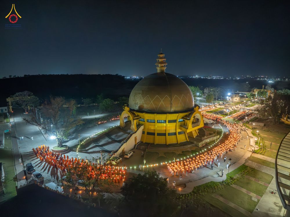 ภาพ No.321751:วันที่ 12 เมษายน พ.ศ.2569 วัดพระธรรมกาย ร่วมกับพุทธสภาแห่งอินเดีย ถวายมหาสังฆทาน 135 วัด ดร.ภีมราว รามชี อัมเบดการ์ (Dr. B.R. Ambedkar) รัฐบุรุษผู้ฟื้นฟูพระพุทธศาสนา ณ วัดพุทธสันติวันธรรมชัย เมืองนาคปูร์ รัฐมหาราษฏระ สาธารณรัฐอินเดีย