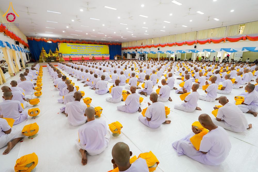 ภาพ No.281236:วันที่ 4 ธันวาคม พ.ศ. 2568 พิธีบรรพชาสามเณร ในโครงการบวชบูชาธรรมมหาปูชนียาจารย์  ณ วัดกลางพระอารามหลวง จังหวัดบุรีรัมย์