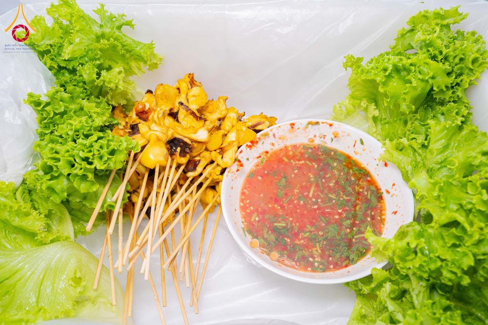 ภาพ No.301868:วันที่ 24 มกราคม พ.ศ. 2569 พิธีถวายภัตตาหารเป็นสังฆทาน แด่พระธรรมยาตรา ณ อนุสรณ์สถานบางปลา วัดบางปลา อำเภอบางเลน จังหวัดนครปฐม ในโครงการธรรมยาตรา กตัญญูบูชา มหาปูชนียาจารย์ พระมงคลเทพมุนี(สด จนฺทสโร) พระผู้ปราบมาร อนุสรณ์สถาน 7 แห่ง ปีที่ 14