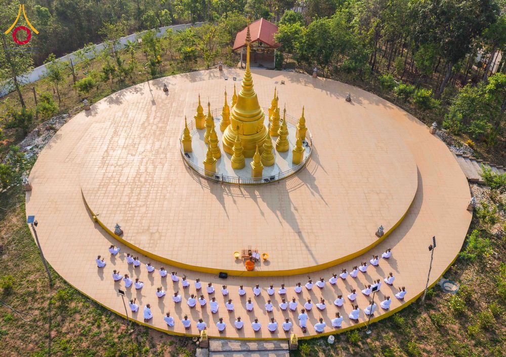 ภาพ No.317638:วันพฤหัสบดีที่ ๒ เมษายน พ.ศ.๒๕๖๙ พิธีบรรพชาสามเณรภาคฤดูร้อน น้อมบูชาธรรมอายุวัฒนมงคล ๘๒ ปี หลวงพ่อธัมมชโย และ ถวายเป็นพระราชกุศลแด่ สมเด็จพระกนิษฐาธิราชเจ้ากรมสมเด็จพระเทพรัตน์ราชสุดาฯ สยามบรมราชกุมารี รุ่นที่ ๑๓ ณ วัดทุ่งเจริญธรรม อำเภออมก๋อย จังหวัดเชี