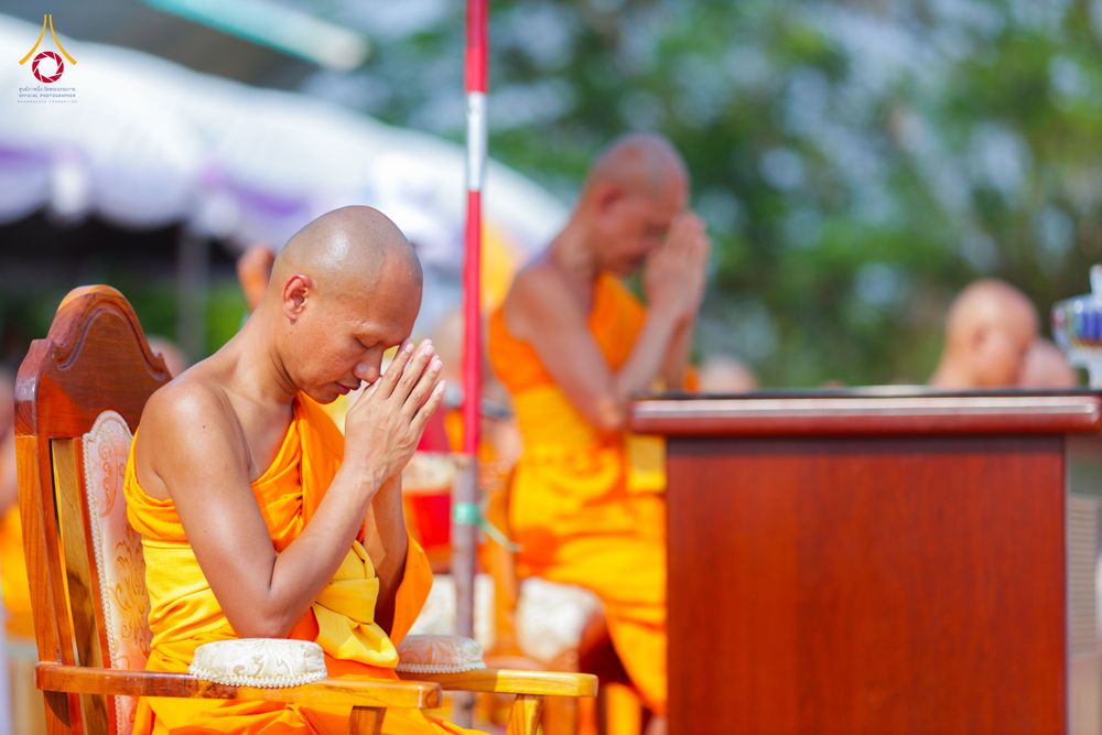 ภาพ No.327230:วันศุกร์ที่ 1 พฤษภาคม พ.ศ.2569 พิธีทอดผ้าป่า โปรยรัตนชาติ ตอกเสาเข็มมงคลต้นแรก สถาปนา “องค์พระเจดีย์เพื่อสร้างสันติภาพโลก” (แห่งแรกของภาคอีสาน) ณ ธุดงคสถานอำนาจเจริญ  อ.เมือง จ.อำนาจเจริญ