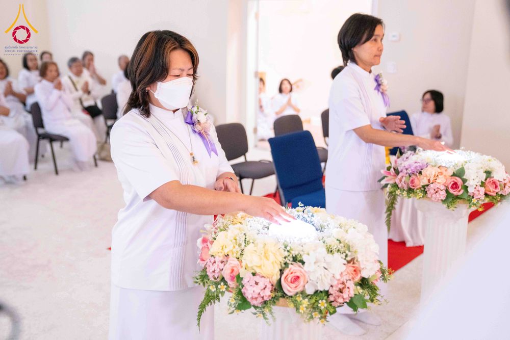 ภาพ No.319120:วันที่ 29 มีนาคม พ.ศ.2569 พิธีอัญเชิญรูปหล่อพระมงคลเทพมุนี (สด จนฺทสโร) ประดิษฐาน ณ ห้องปฏิบัติธรรม “มงคลรัตนโชติ”  วัดพระธรรมกายชิคาโก ประเทศสหรัฐอเมริกา