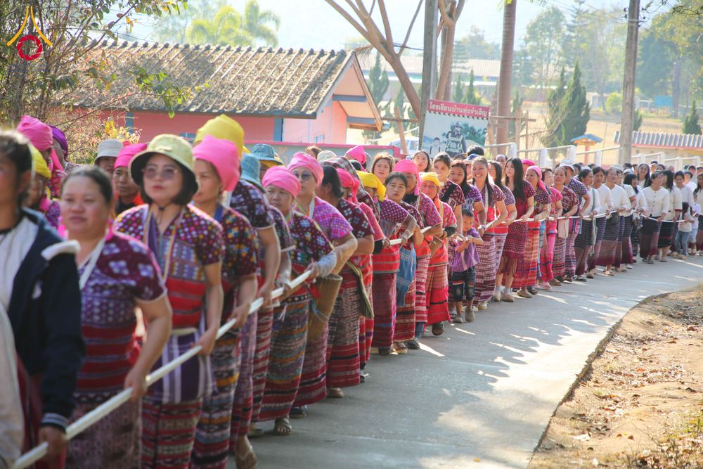 ภาพ No.308893:วันศุกร์ที่ 6 กุมภาพันธ์ พ.ศ.2569 พิธีอัญเชิญพระบรมสารีริกธาตุ เพื่อประดิษฐาน  ณ เจดีย์วัดทุ่งเจริญธรรม อ.อมก๋อย จ.เชียงใหม่