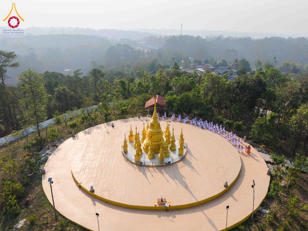 ภาพ No.317637:วันพฤหัสบดีที่ ๒ เมษายน พ.ศ.๒๕๖๙ พิธีบรรพชาสามเณรภาคฤดูร้อน น้อมบูชาธรรมอายุวัฒนมงคล ๘๒ ปี หลวงพ่อธัมมชโย และ ถวายเป็นพระราชกุศลแด่ สมเด็จพระกนิษฐาธิราชเจ้ากรมสมเด็จพระเทพรัตน์ราชสุดาฯ สยามบรมราชกุมารี รุ่นที่ ๑๓ ณ วัดทุ่งเจริญธรรม อำเภออมก๋อย จังหวัดเชี