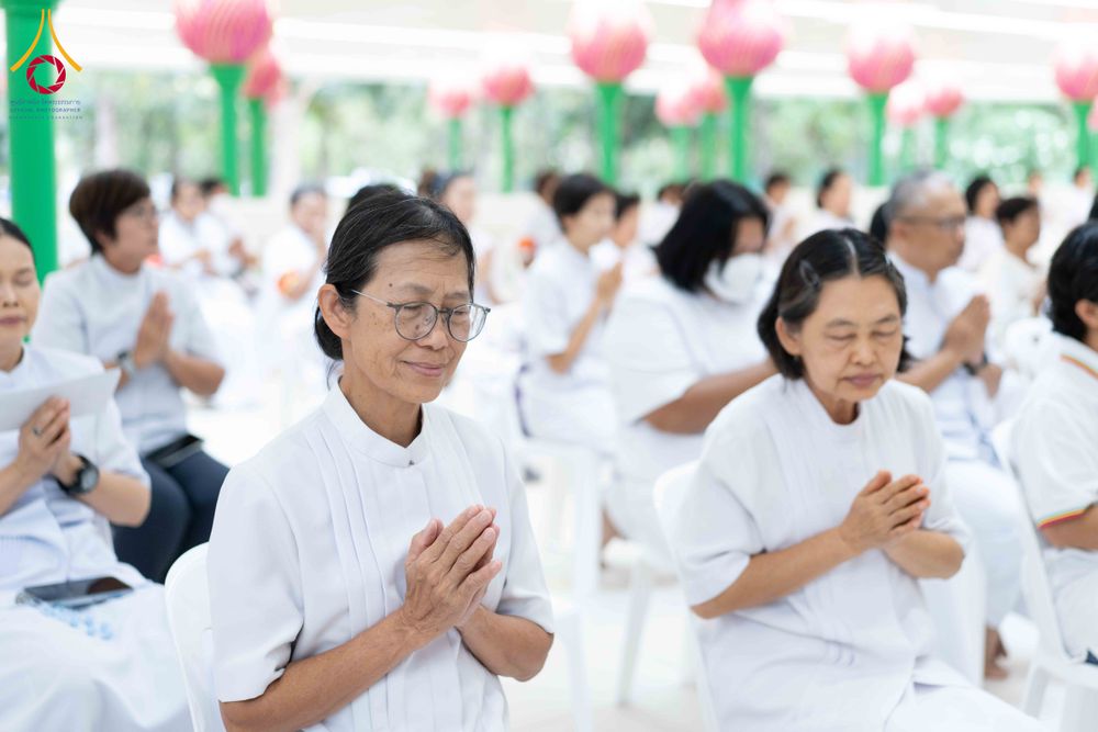 ภาพ No.309021:วันอาทิตย์ที่ 8 กุมภาพันธ์ พ.ศ. 2569  พิธีต้อนรับพระบัญชาสมเด็จพระสังฆราช แต่งตั้ง  “พระครูปลัดรัตนวีรวัฒน์” (รังสฤษดิ์ อิทฺธิจินฺตโก) เจ้าอาวาสวัดพระธรรมกาย ให้ดำรงตำแหน่ง “ที่ปรึกษาเจ้าคณะจังหวัดปทุมธานี”