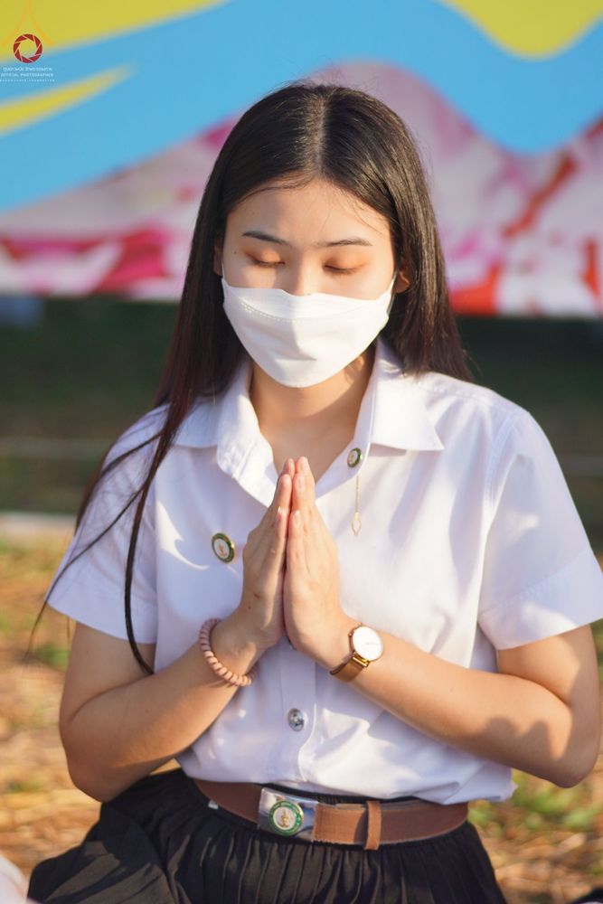 ภาพ No.70566:พิธีตักบาตรพระธรรมยาตราฯ ในโครงการธรรมยาตรากตัญญูบูชา มหาปูชนียาจารย์ พระมงคลเทพมุนี(สด จนฺทสโร) พระผู้ปราบมาร ปีที่ 11 ณ อนุสรณ์สถานลำดับที่ 2 สถานที่ตั้งมโนปณิธานบวชตลอดชีวิต อนุสรณ์สถานคลองบางนางแท่น อ.สามพราน จ.นครปฐม วันที่ 14 มกราคม พ.ศ. 2566