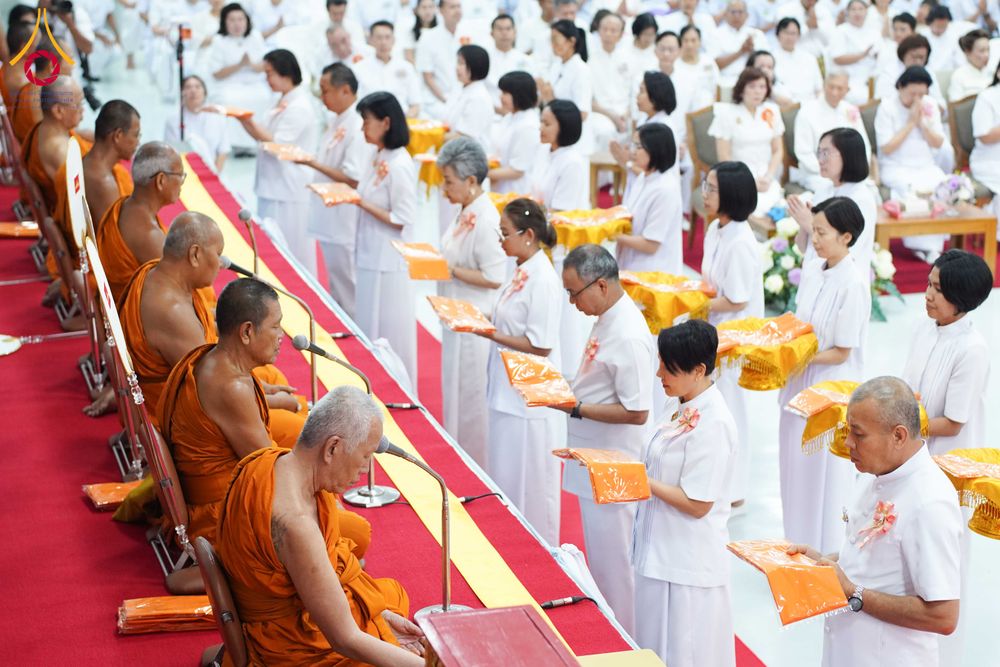 ภาพ No.316246:วันเสาร์ที่ 28 มีนาคม พ.ศ. 2569 พิธีบำเพ็ญกุศล คุณพ่อณรงค์ จินตมากุล  สิริอายุ 99 ปี 11 เดือน โยมบิดา พระครูปลัดรัตนวีรวัฒน์ (รังสฤษดิ์ อิทฺธิจินตโก) ที่ปรึกษาเจ้าคณะจังหวัดปทุมธานี เจ้าอาวาสวัดพระธรรมกาย  ณ ห้องปลูกศรัทธา 2 วัดพระธรรมกาย ปทุมธานี