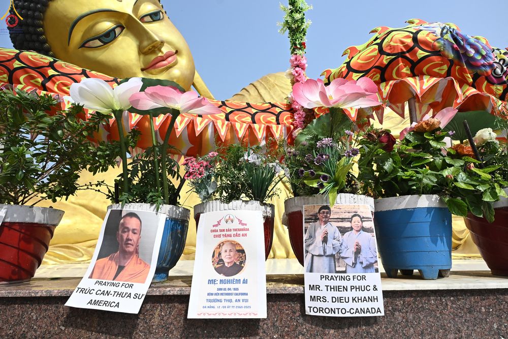 ภาพ No.284055:วันที่ 5 พฤศจิกายน พุทธศักราช 2568 กฐินสมทบวัดต่างประเทศ โดยคณะศิษยานุศิษย์ บูชาธรรม 81 ปี หลวงพ่อธัมมชโย ณ วัดพุทธนานาชาติเพื่อสวัสดิการสากล (Buddha International Welfare Mission)  เมืองพุทธคยา ประเทศอินเดีย