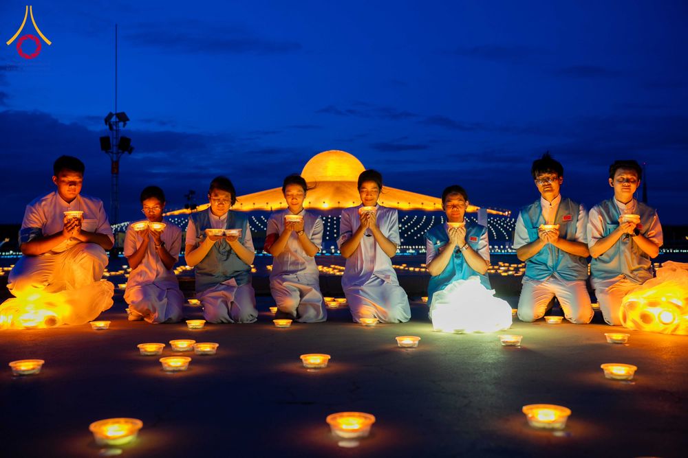 ภาพ No.345808:วันพฤหัสบดีที่ 27 สิงหาคม พ.ศ.2569 พิธีจุดประทีป เนื่องในวันธรรมชัย ณ วัดพระธรรมกาย ปทุมธานี