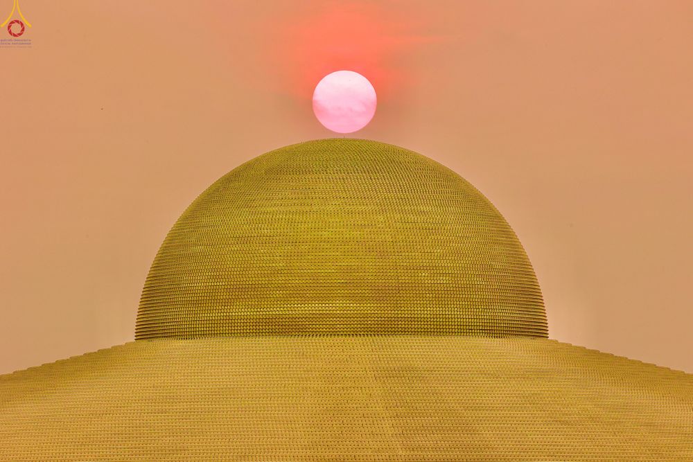 ภาพ No.324076:วันที่ 22 เมษายน พ.ศ.2569 (วันคุ้มครองโลก) พิธีถวายมหาสังฆทาน 40,000 กว่าวัดทั่วประเทศ ณ ลานธรรม พระมหาธรรมกายเจดีย์ วัดพระธรรมกาย